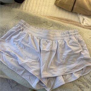 Lululemon Hotty Hot short 2.5 inch inseam